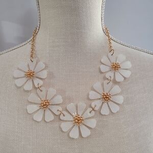 Daisy Jewelry Set Gold White
